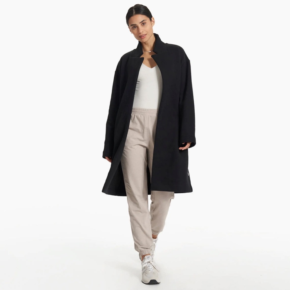 Vuori Restore Coat In Black Size XS/S